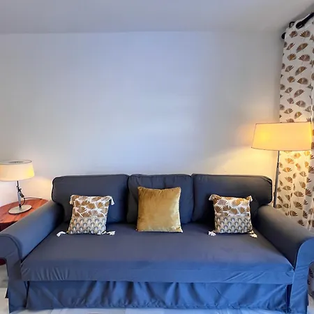 Modern Studio With Garden View Apartament *