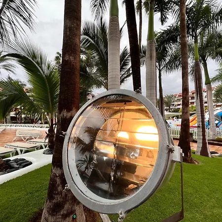 Modern Studio With Garden View Apartament Playa de las Americas (Tenerife)