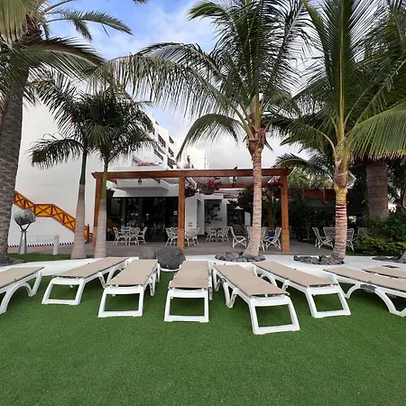 Modern Studio With Garden View Playa de las Americas (Tenerife)